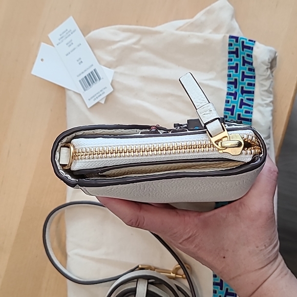 Tory burch cross body ivory - Picture 3 of 9